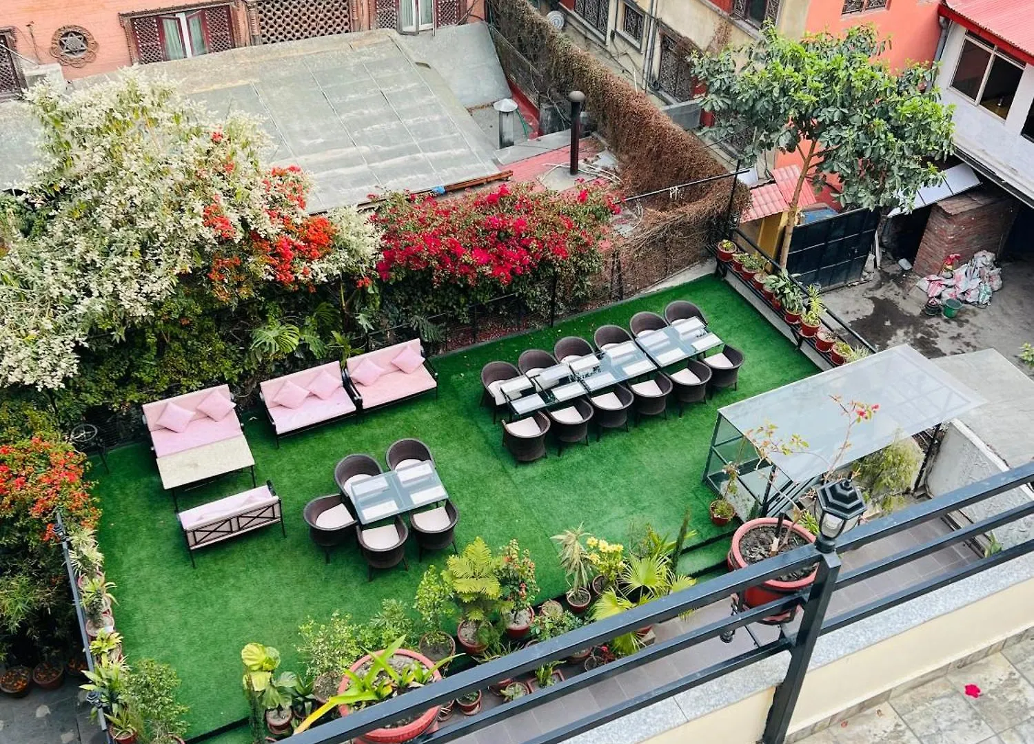 Hotel Kathmandu Base Camp 0*,  Nepal