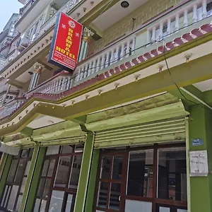 Hotel Om Bramha